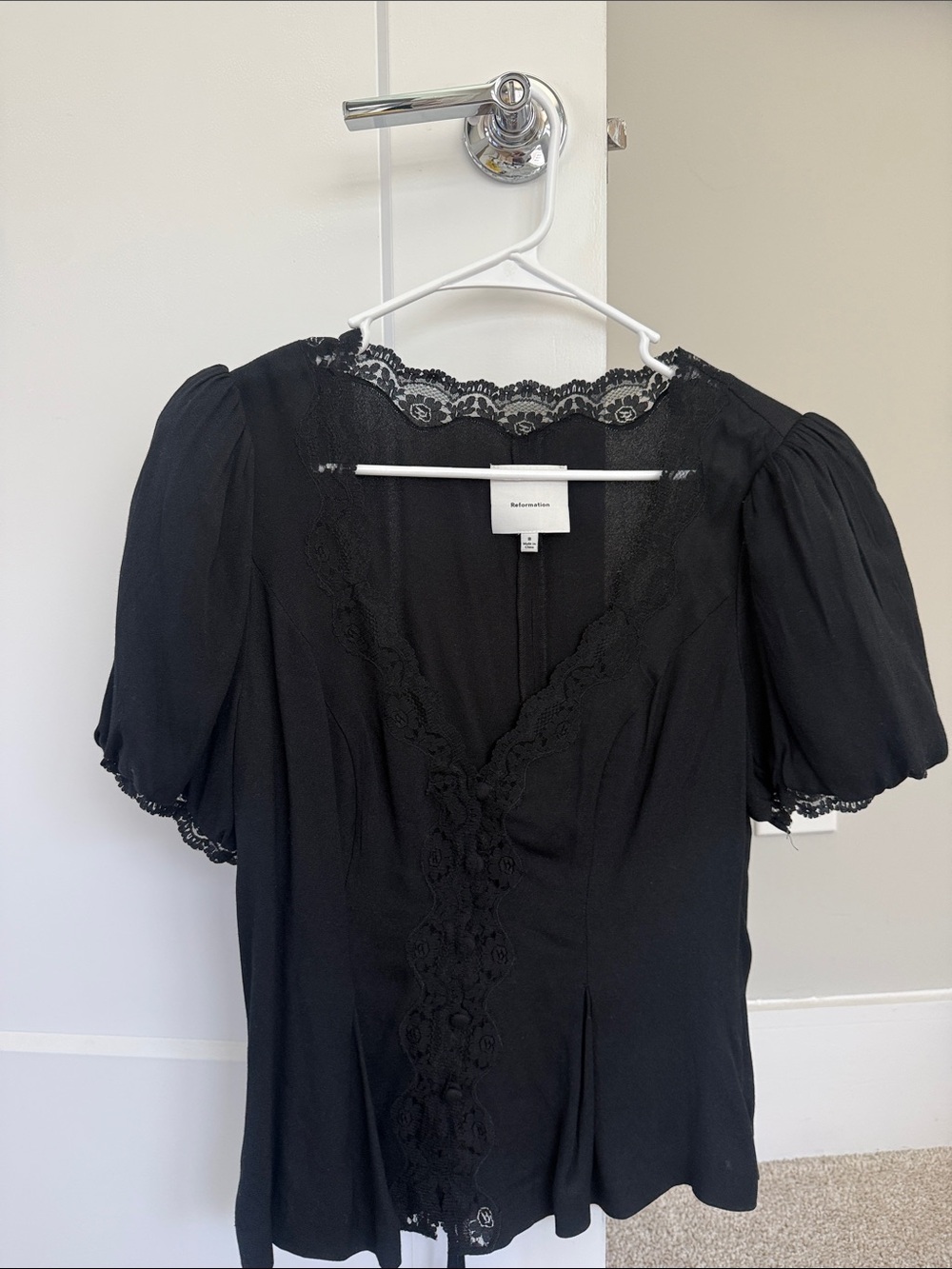 Reformation Black Lace-Trim Puff Sleeve Top-NEVER WORN (NWOT)